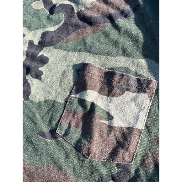 Vintage 80s ace sportswear camo thin single stitched XL shirt Deadstock - Picture 4 of 4